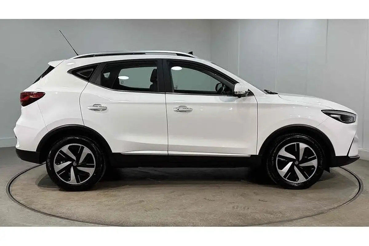 2022-mg-zs-suv-e-trophy-ev-176ps-big-7