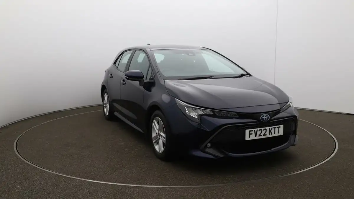 2022-toyota-corolla-18-vvt-i-icon-tech-trk-hatchback-5d-big-33