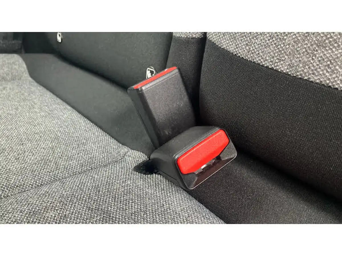 2022-citroen-c3-12-puretech-c-series-edition-83ps-ss-big-16