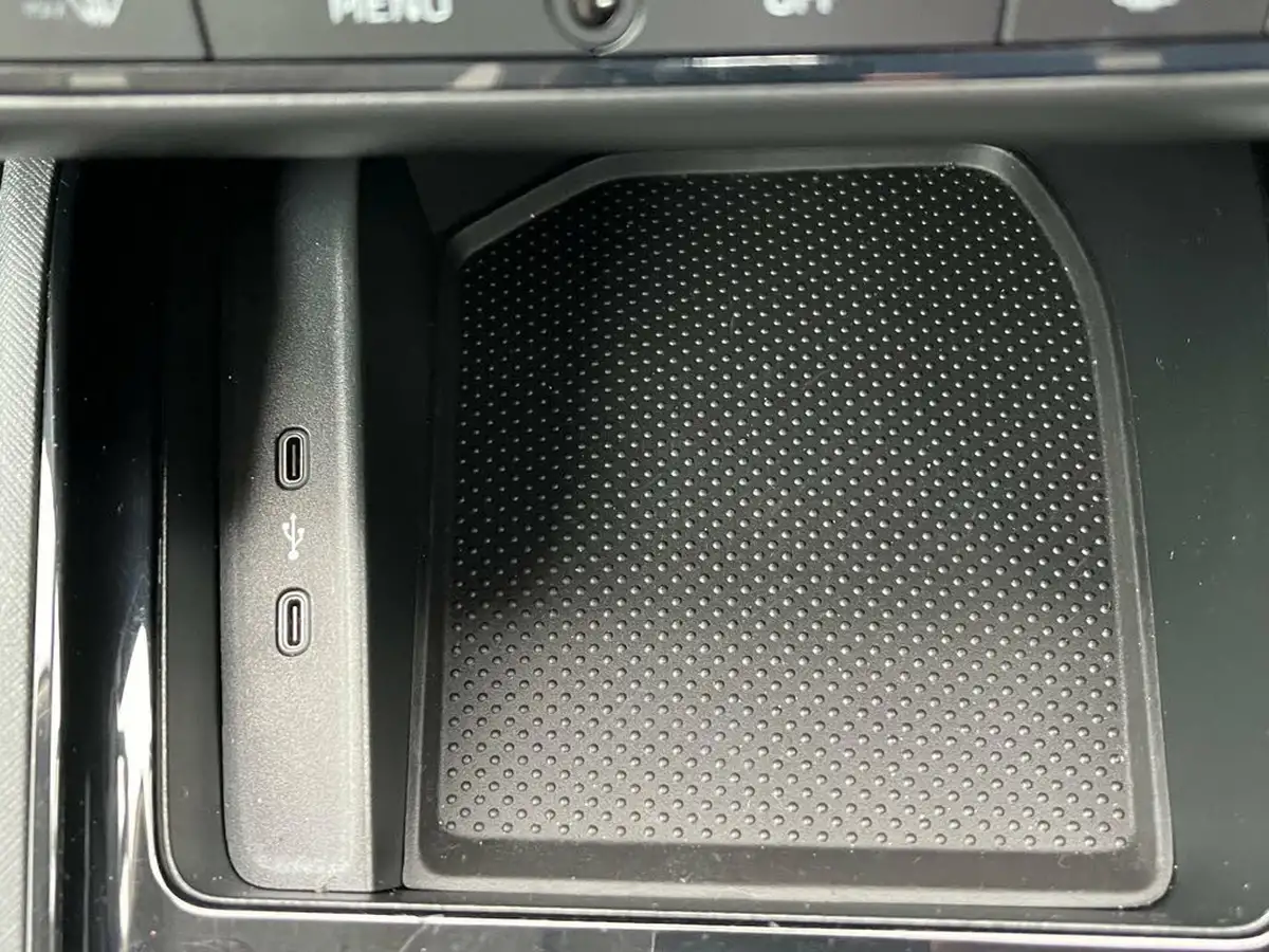 2021-skoda-kamiq-10-tsi-se-l-109ps-dsg-big-43