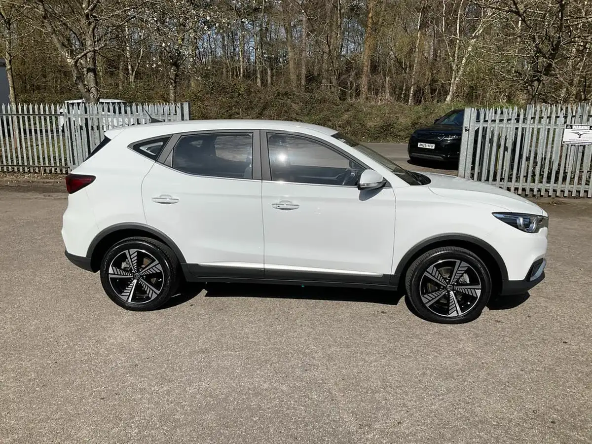 2020-mg-zs-suv-e-excite-ev-big-8