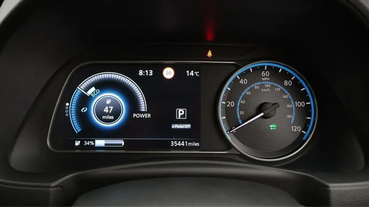 2020-nissan-leaf-e-tekna-big-10