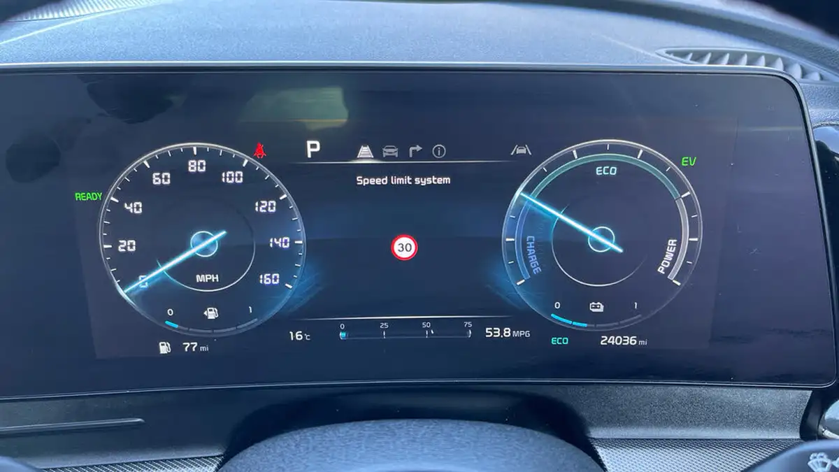 2022-kia-sportage-16-t-gdi-3-226bhp-hev-1598cc-auto-big-12