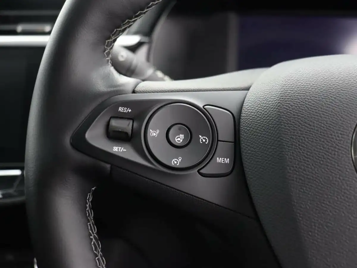 2021-vauxhall-corsa-12i-elite-big-15