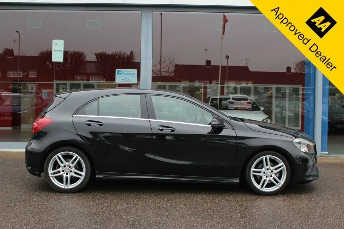 2015-mercedes-benz-a-class-15d-a180d-amg-line-executivess-big-1