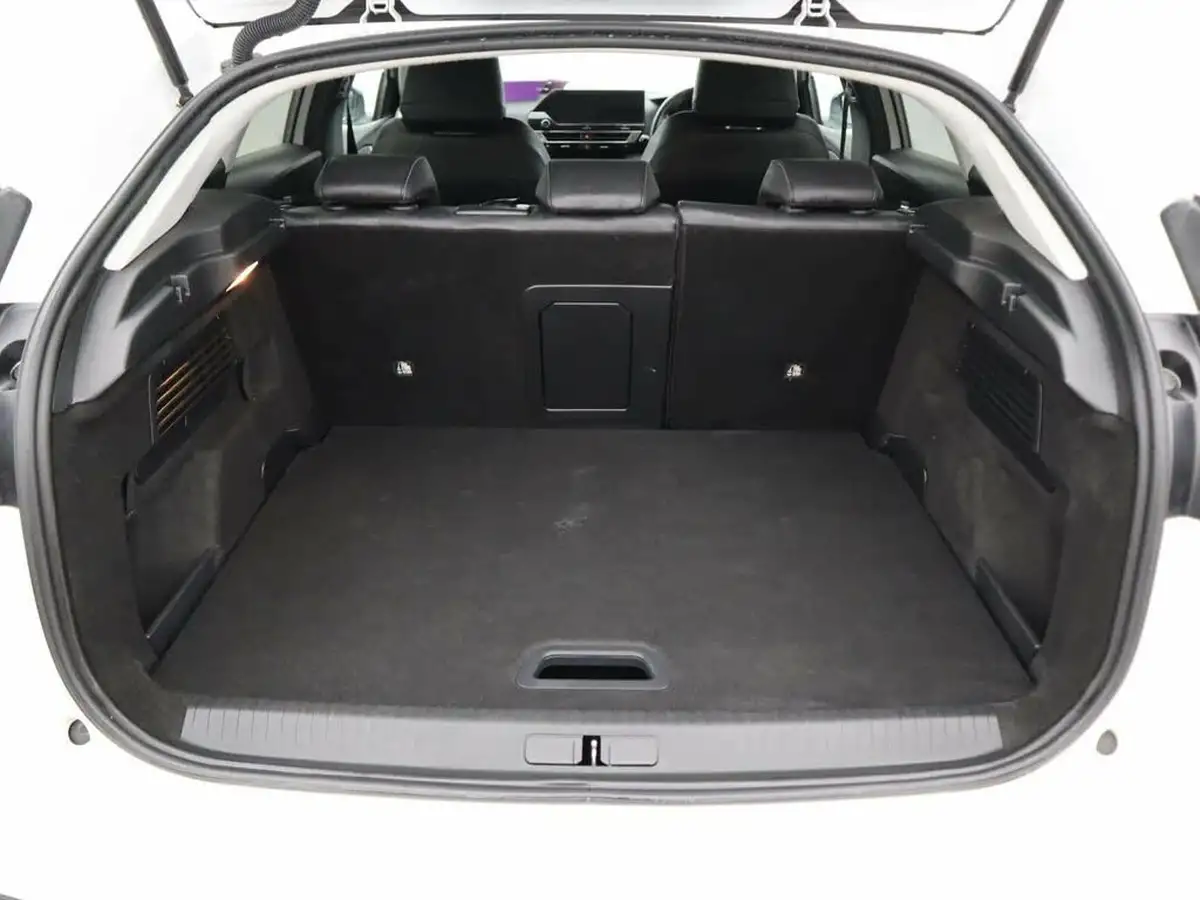 2023-citroen-c4-12-puretech-shine-plus-big-6