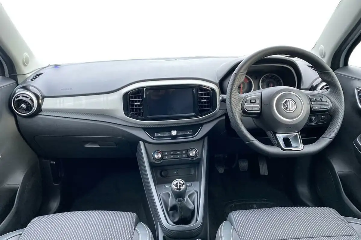2022-mg-mg3-15-vti-tech-exclusive-nav-big-5