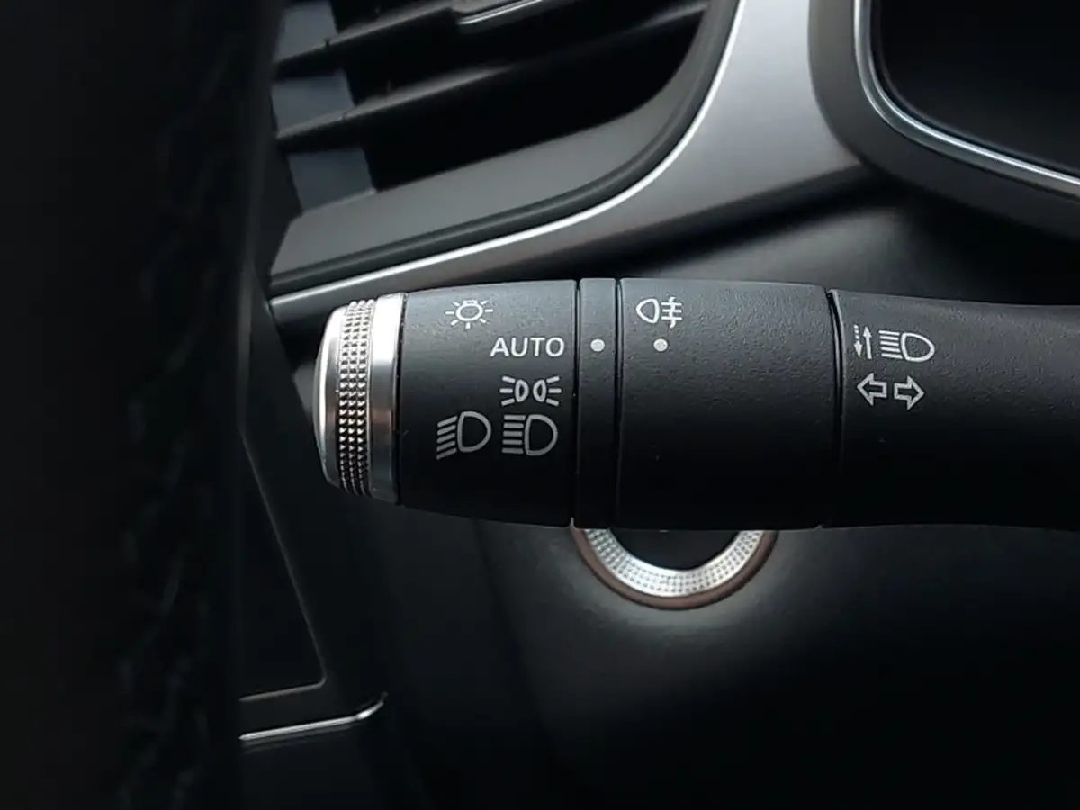 2022-dacia-sandero-10-sce-essential-big-16