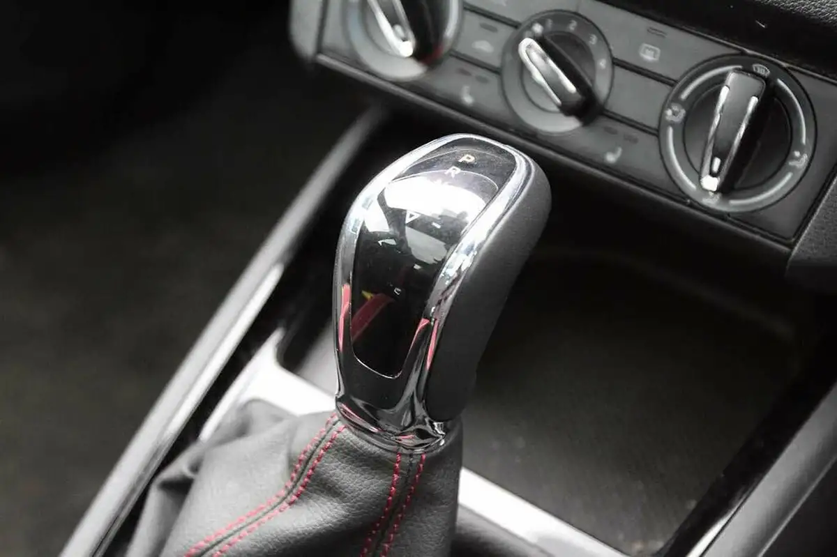 2022-skoda-kamiq-15-tsi-monte-carlo-dsg-big-12
