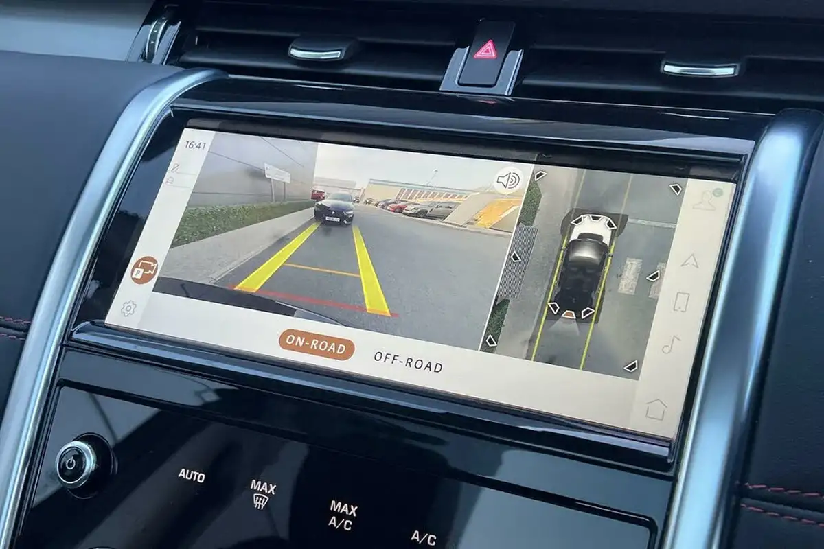 2021-land-rover-discovery-sport-20-d200-r-dynamic-hse-big-2