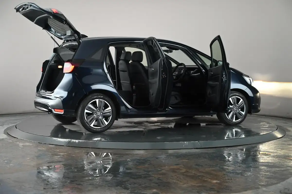 2025-honda-jazz-15-i-mmd-advance-big-62