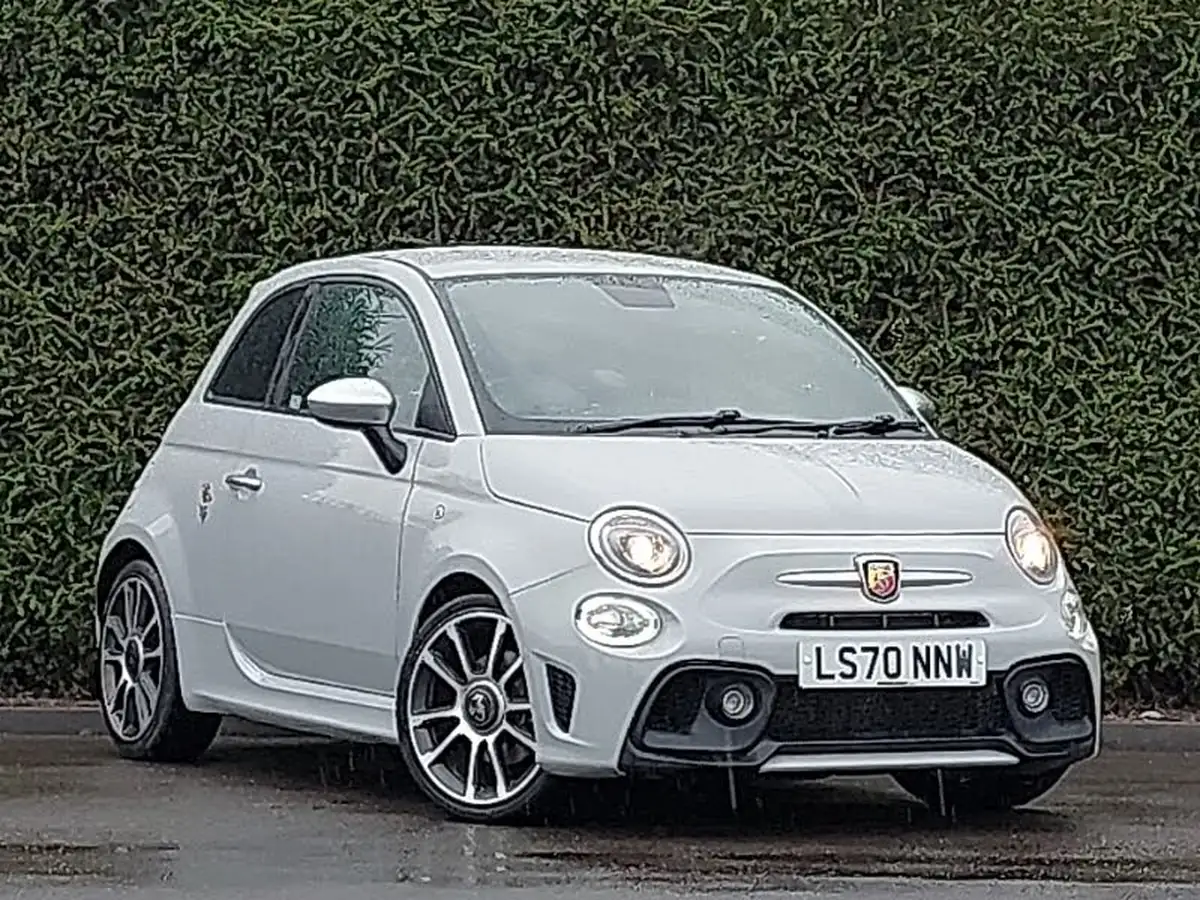 2020-abarth-595-14-tjet-turismo-70th-big-0