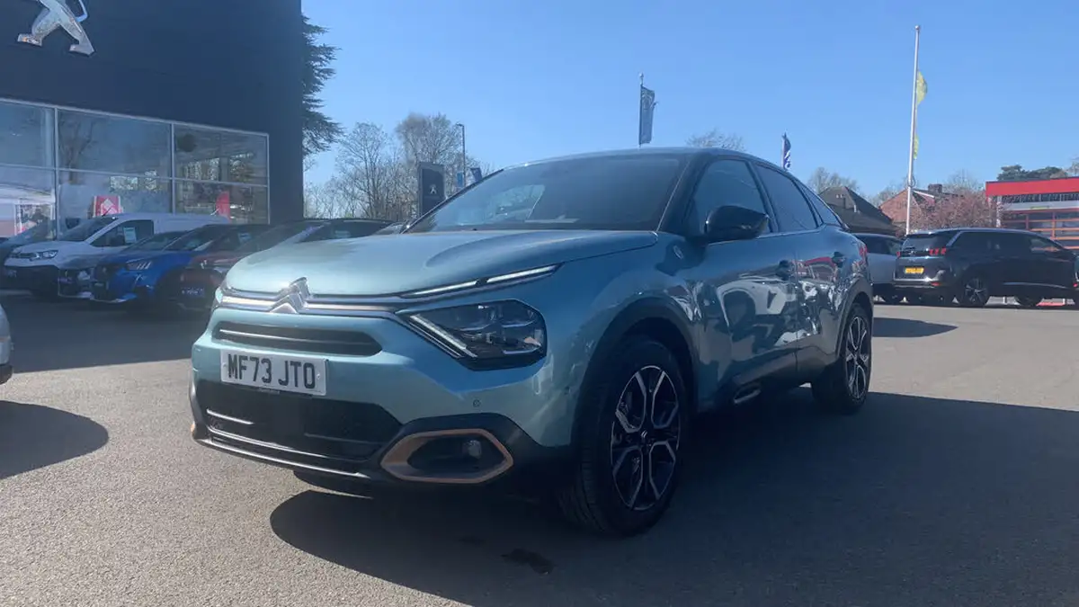 2023-citroen-c4-e-c-series-edition-big-6