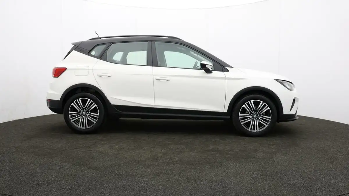 2022-seat-arona-10-tsi-evo-se-technology-big-31