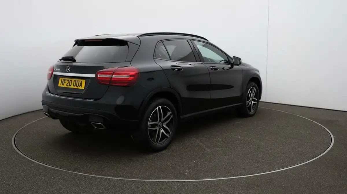 2020-mercedes-benz-gla-class-16-gla-180-urban-edition-ss-7g-dct-big-45
