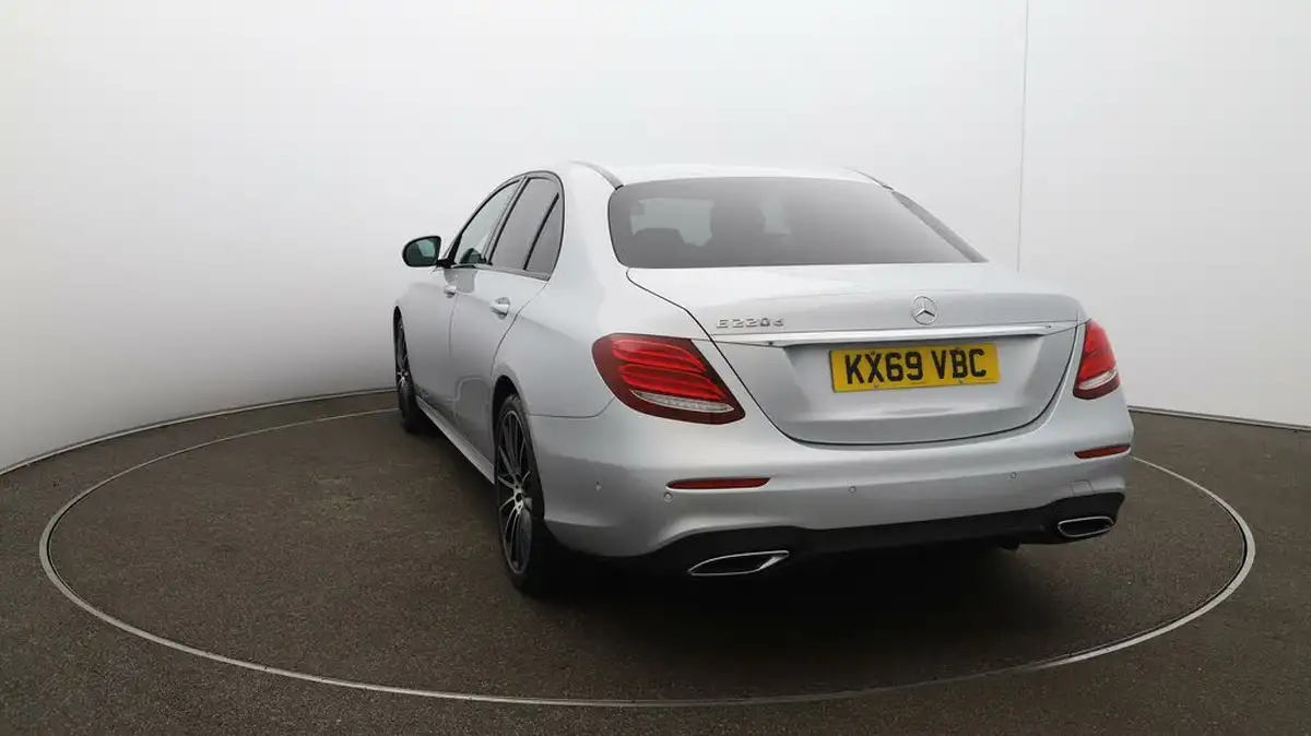 2019-mercedes-benz-e-class-20d-e220d-amg-line-night-edition-premium-saloon-4d-big-51