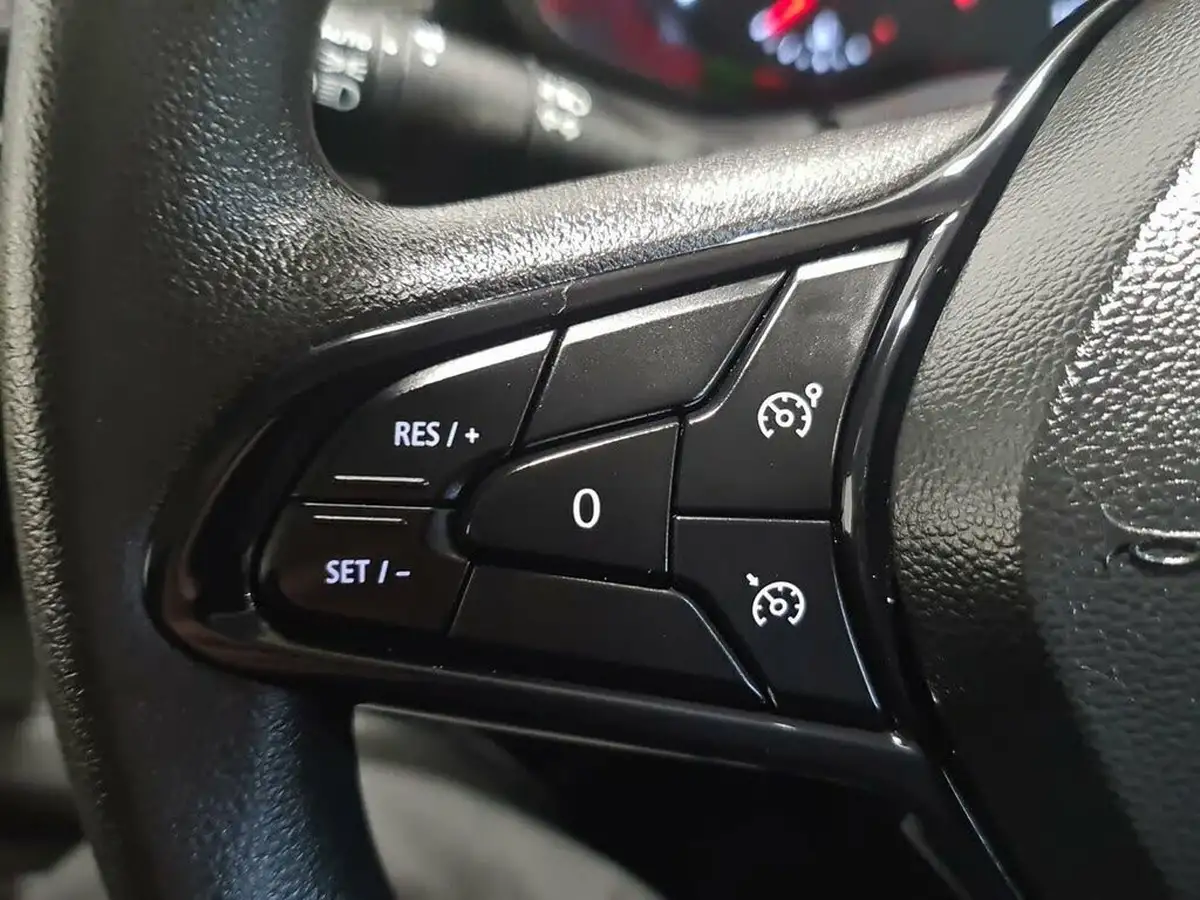 2022-renault-trafic-20dci-ll30-130-business-panel-big-23