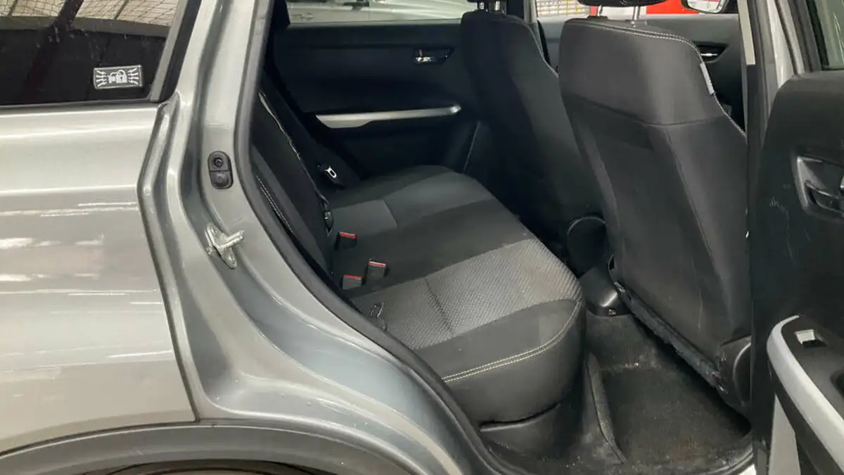2017-suzuki-vitara-16-sz-t-big-5