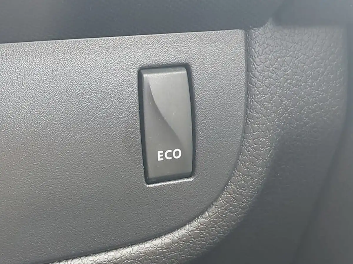 2017-dacia-sandero-stepway-09-tce-ambiance-big-11