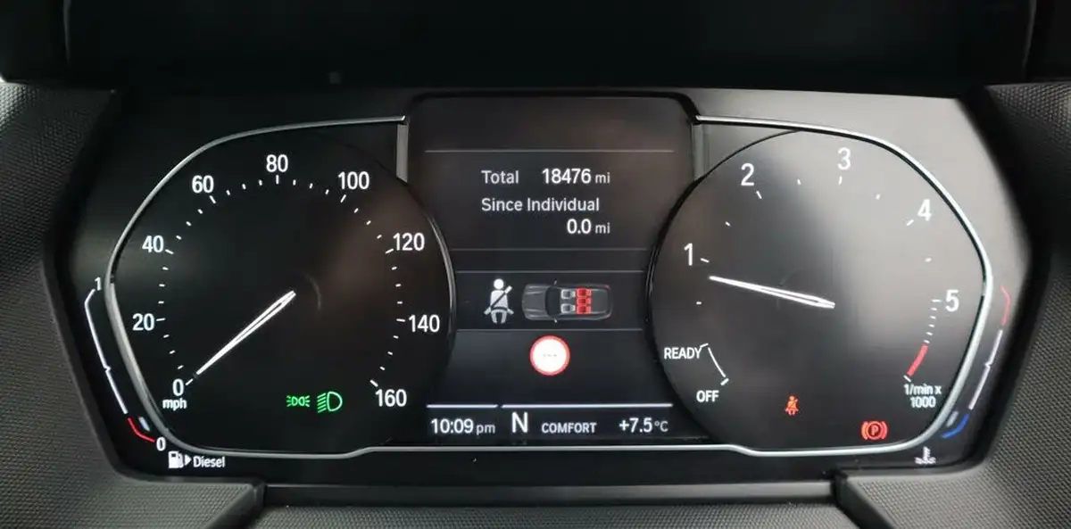 2020-bmw-1-series-20td-118d-m-sport-big-10