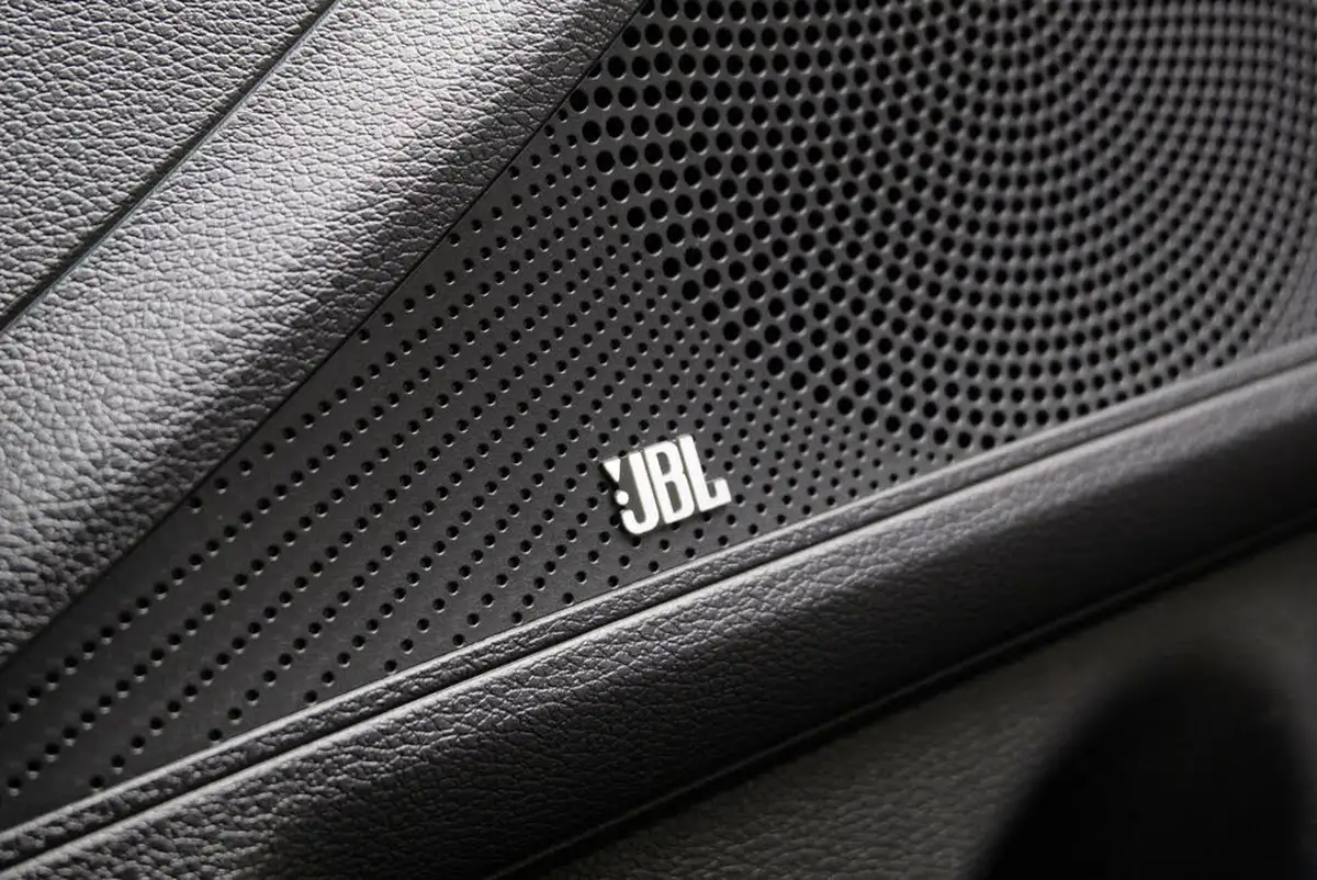 2024-kia-pro-ceed-15-t-gdi-gt-line-s-158bhp-big-25