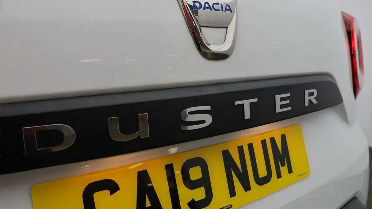 2019-dacia-duster-16-sce-essential-big-20