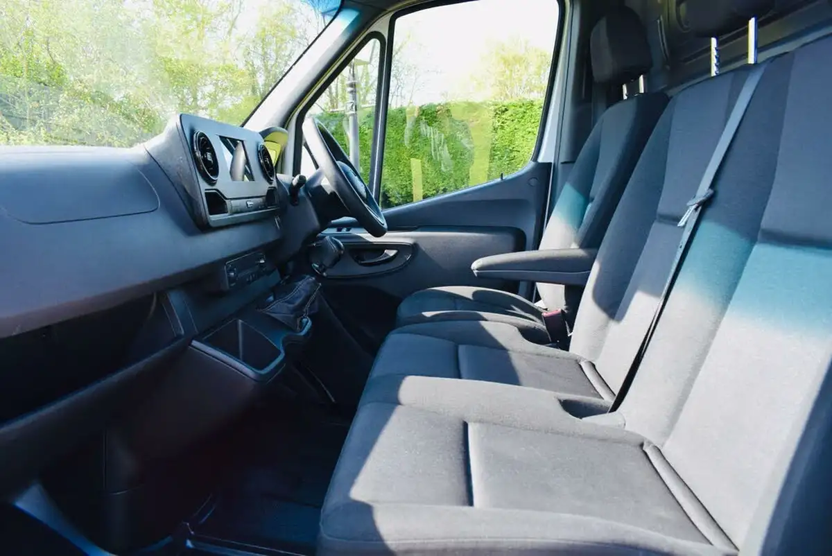 2022-mercedes-benz-sprinter-20cdi-315-l1h1-progressive-150pseu6dt-panel-rwd-eco-gear-360-big-11