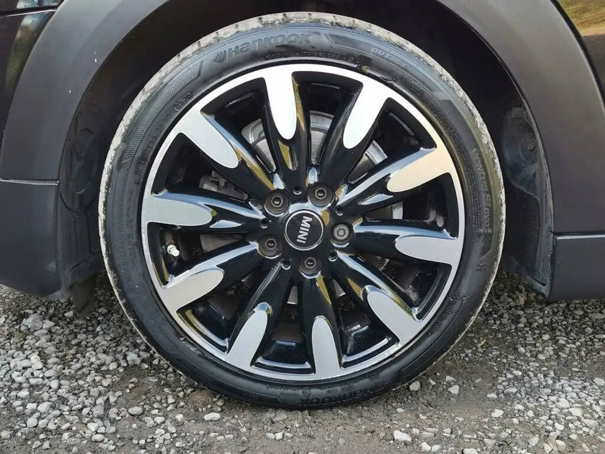 2021-mini-cooper-15-cooper-exclusive-series-ii-hatchback-5d-auto-big-40