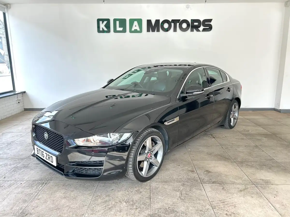 2016-jaguar-xe-20d-prestige-180ps-big-0