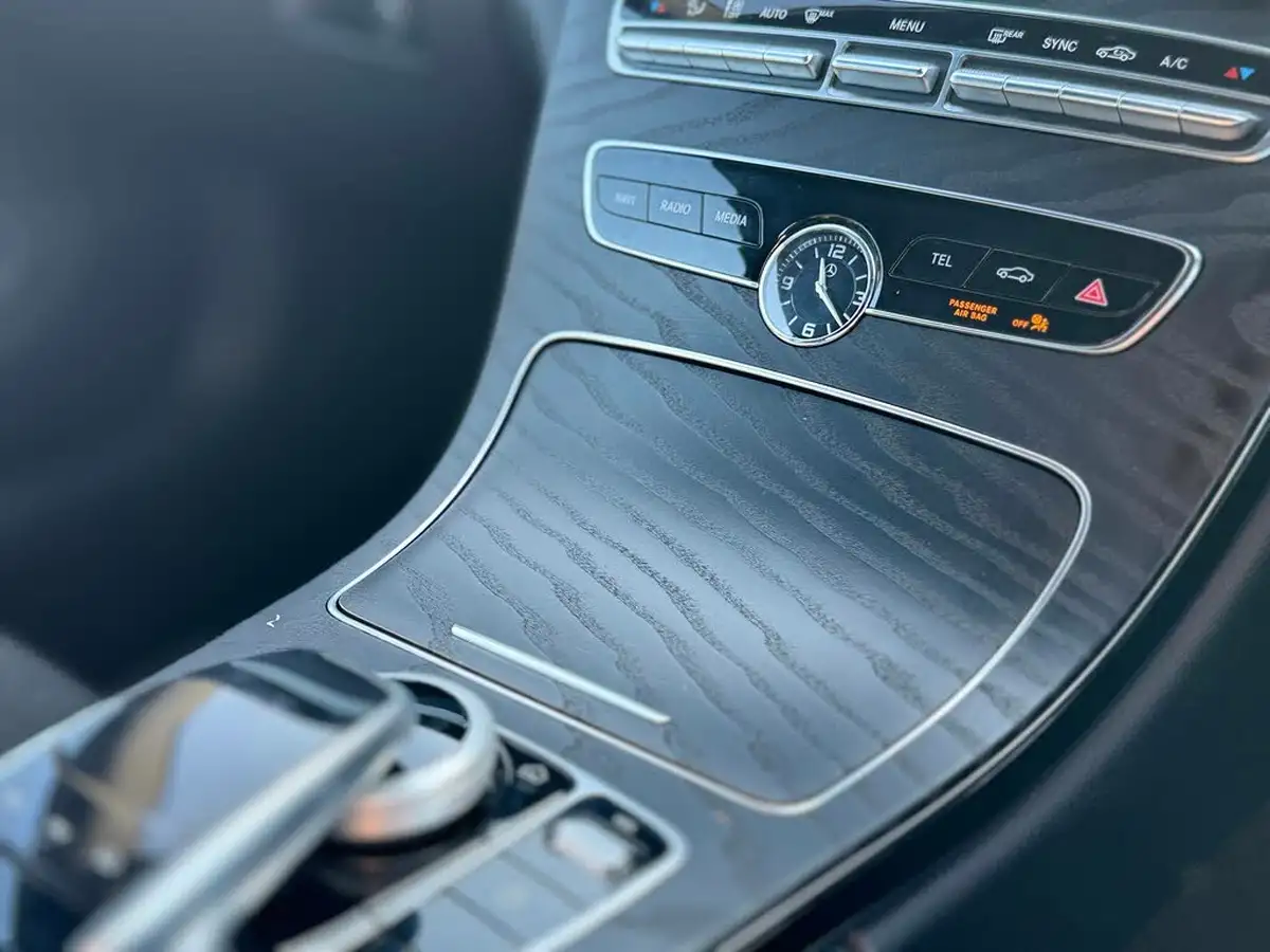 2019-mercedes-benz-c-class-20-c300-amg-line-premium-coupe-2d-big-39