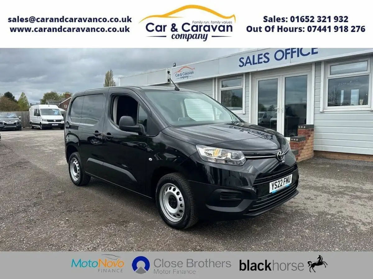 2022-toyota-proace-city-15d-active-big-0