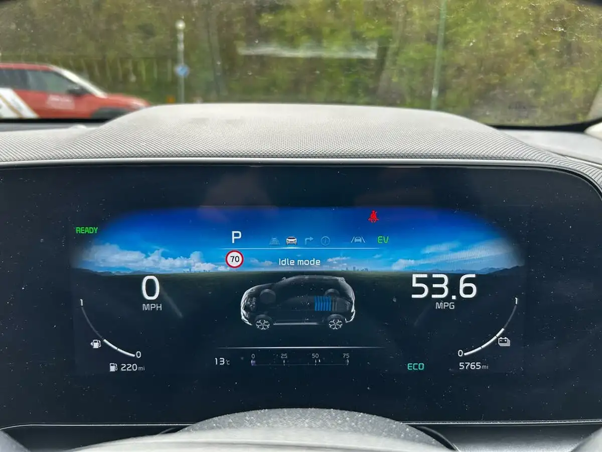 2024-kia-niro-16-gdi-4-127bhp-hev-132kwh-big-14