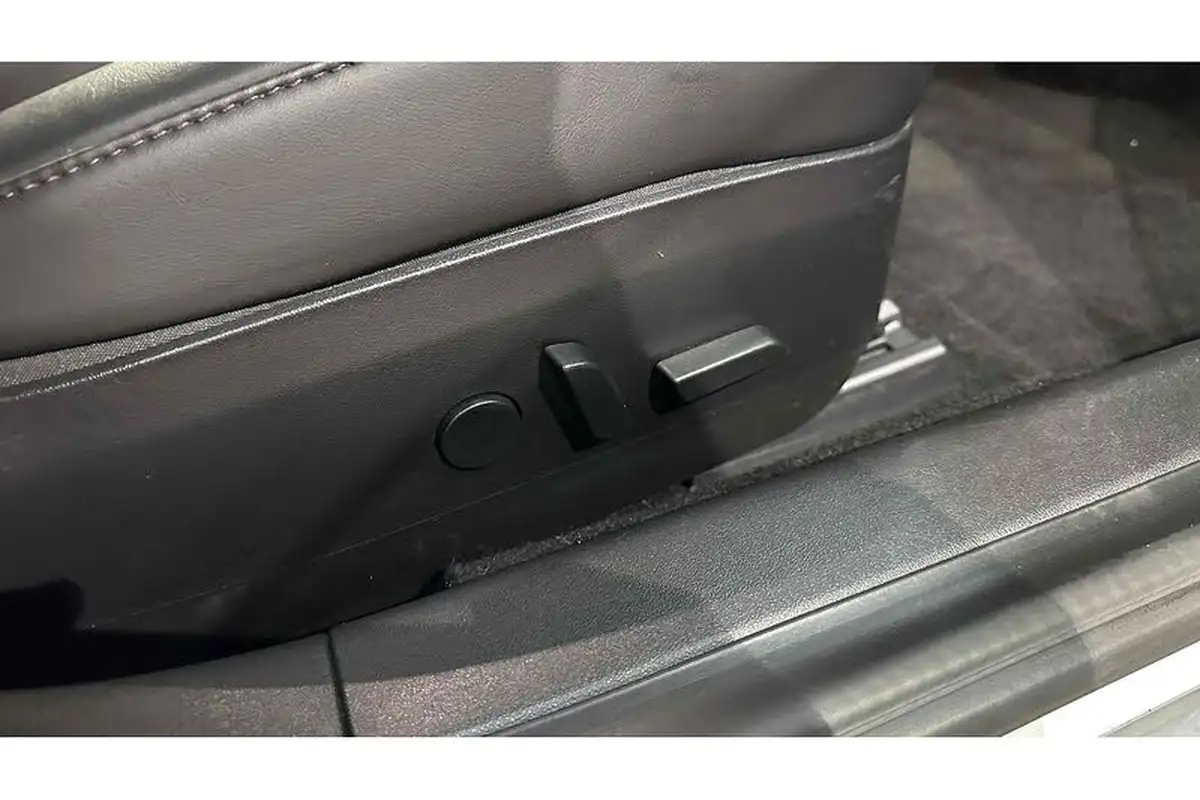 2020-tesla-model-3-e-standard-plus-big-30