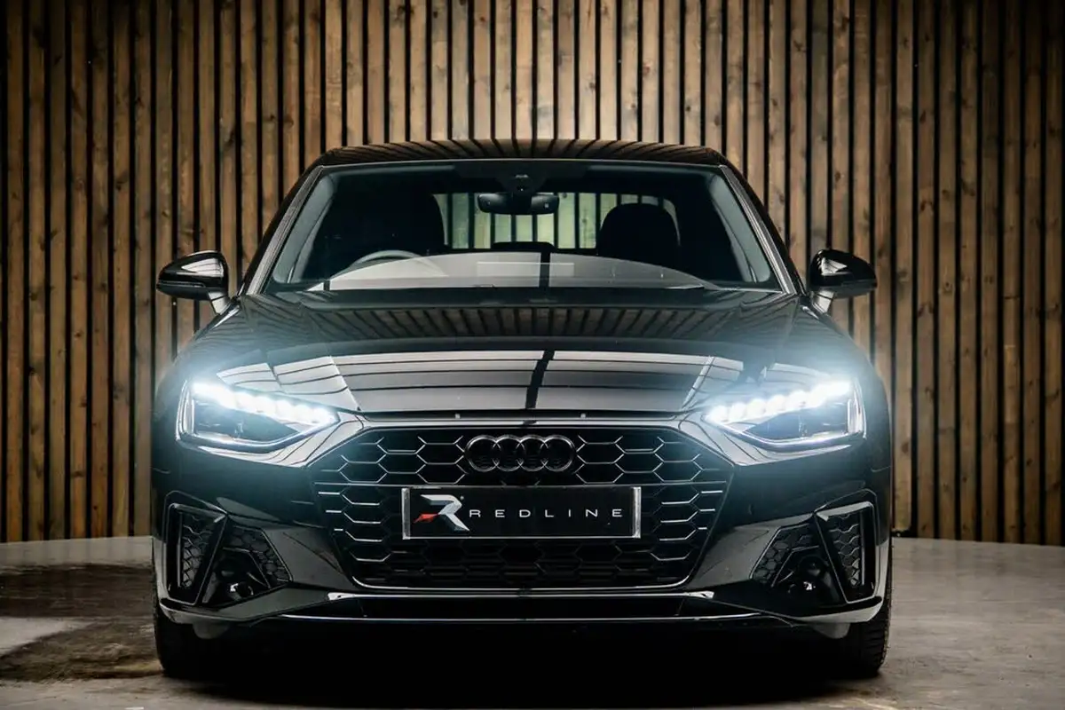 2023-audi-a4-20-35-tfsi-black-edition-big-4