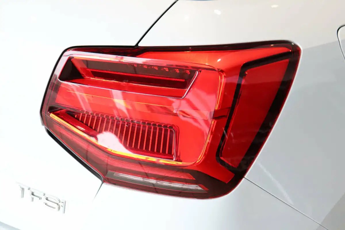 2018-audi-q2-14-tfsi-s-line-big-69