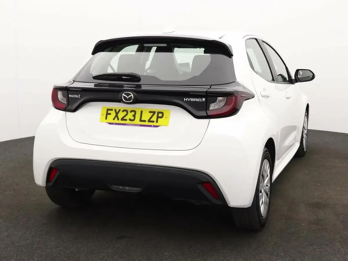 2023-mazda-mazda2-15-pure-big-4
