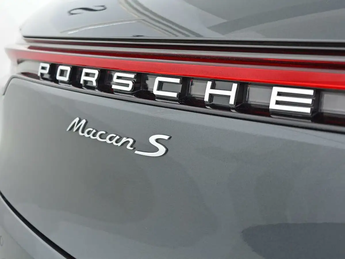 2019-porsche-macan-30-v6-s-big-13