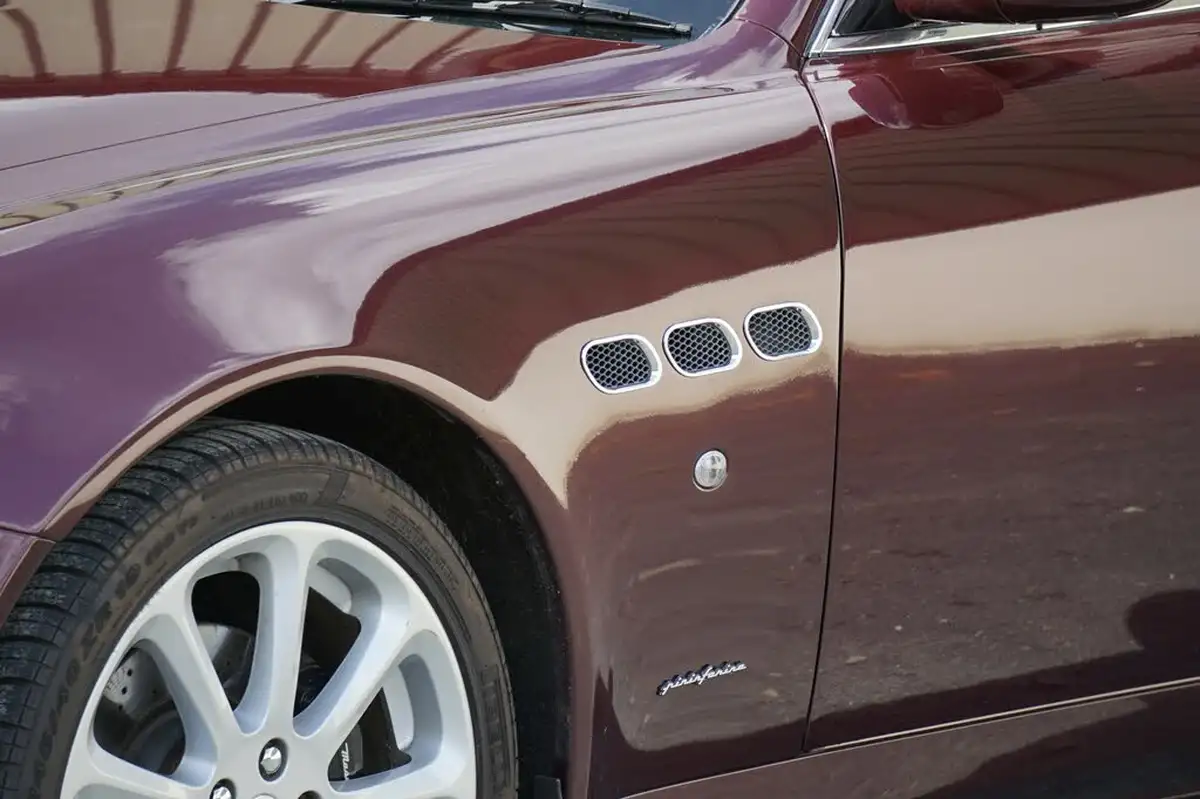 2007-maserati-quattroporte-42-auto-big-10