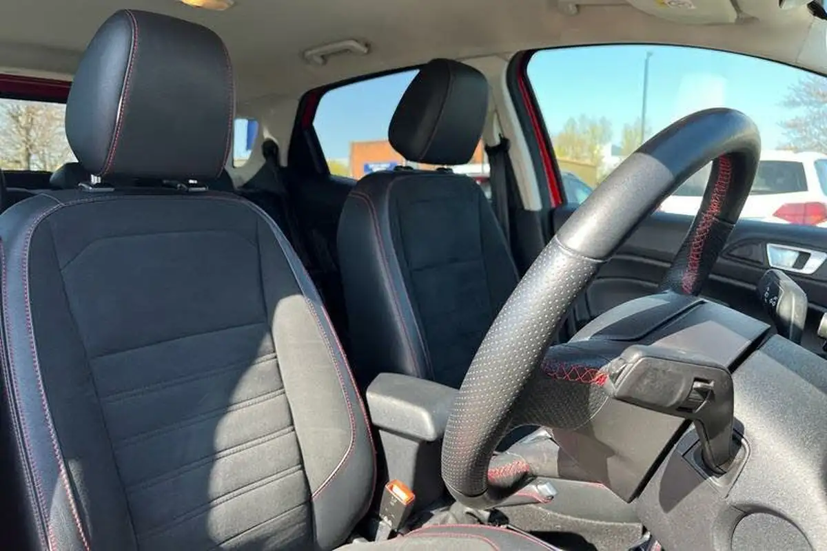 2020-ford-ecosport-big-16