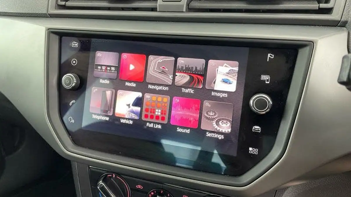 2017-seat-ibiza-10-se-technology-ss-hatchback-5d-big-17