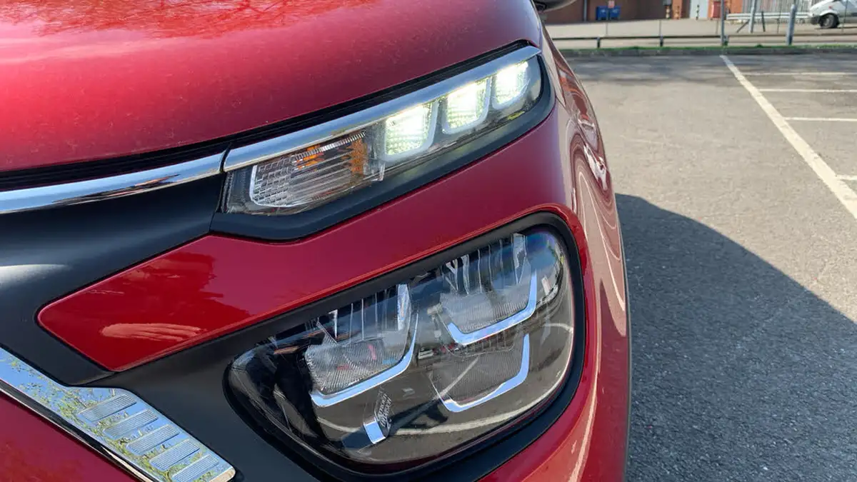 2023-citroen-c3-12-puretech-shine-plus-110ps-ss-big-41