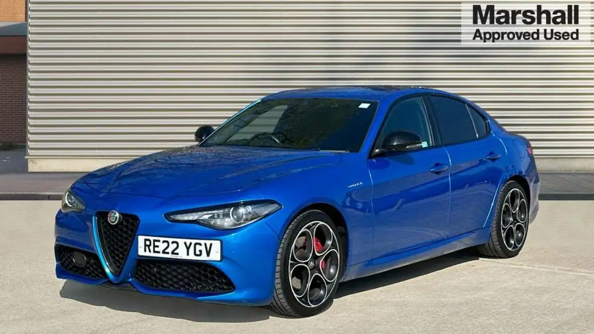 2022-alfa-romeo-giulia-20-veloce-big-6
