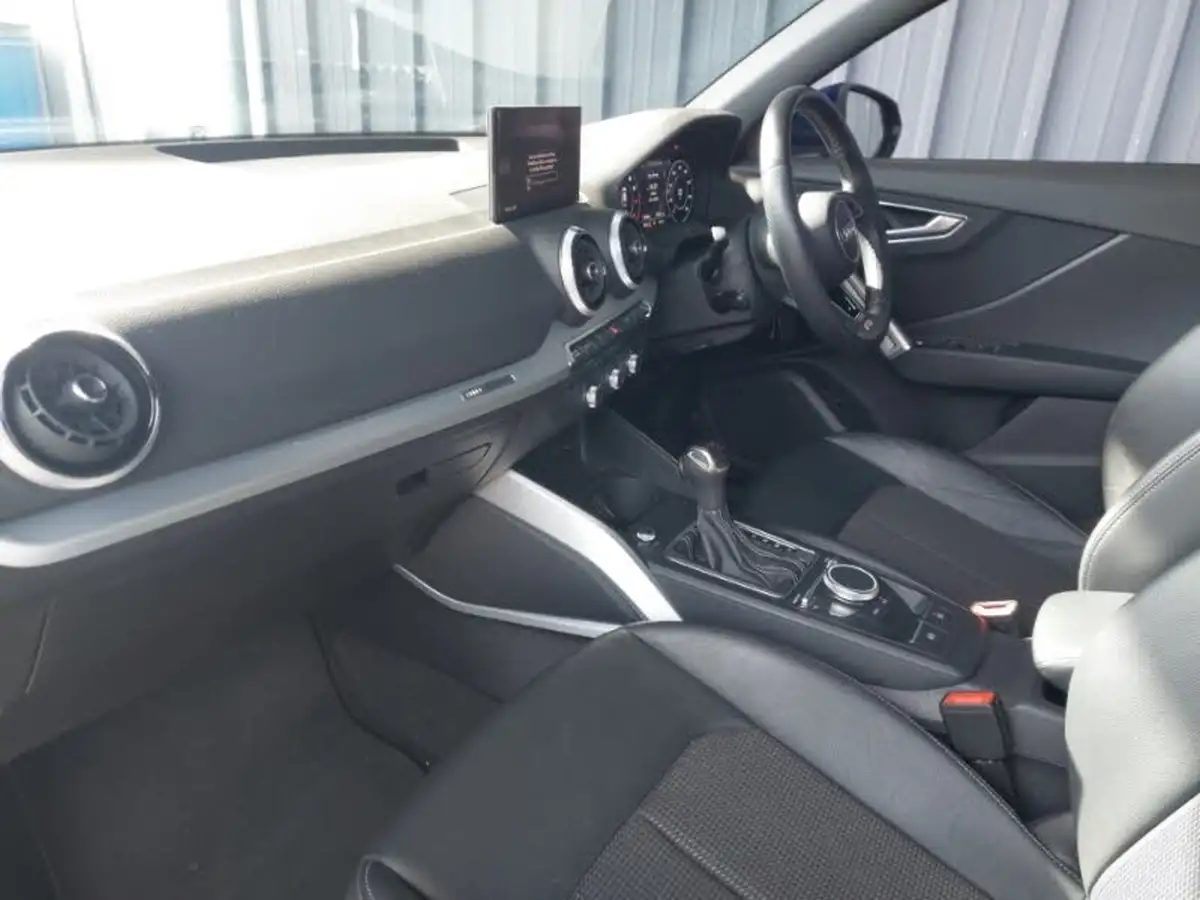 2022-audi-q2-15-35-tfsi-s-line-tronic-big-4