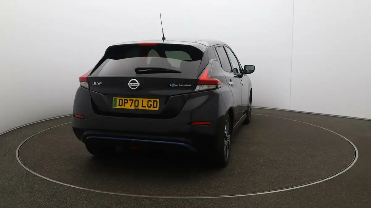 2020-nissan-leaf-e-n-connecta-big-49