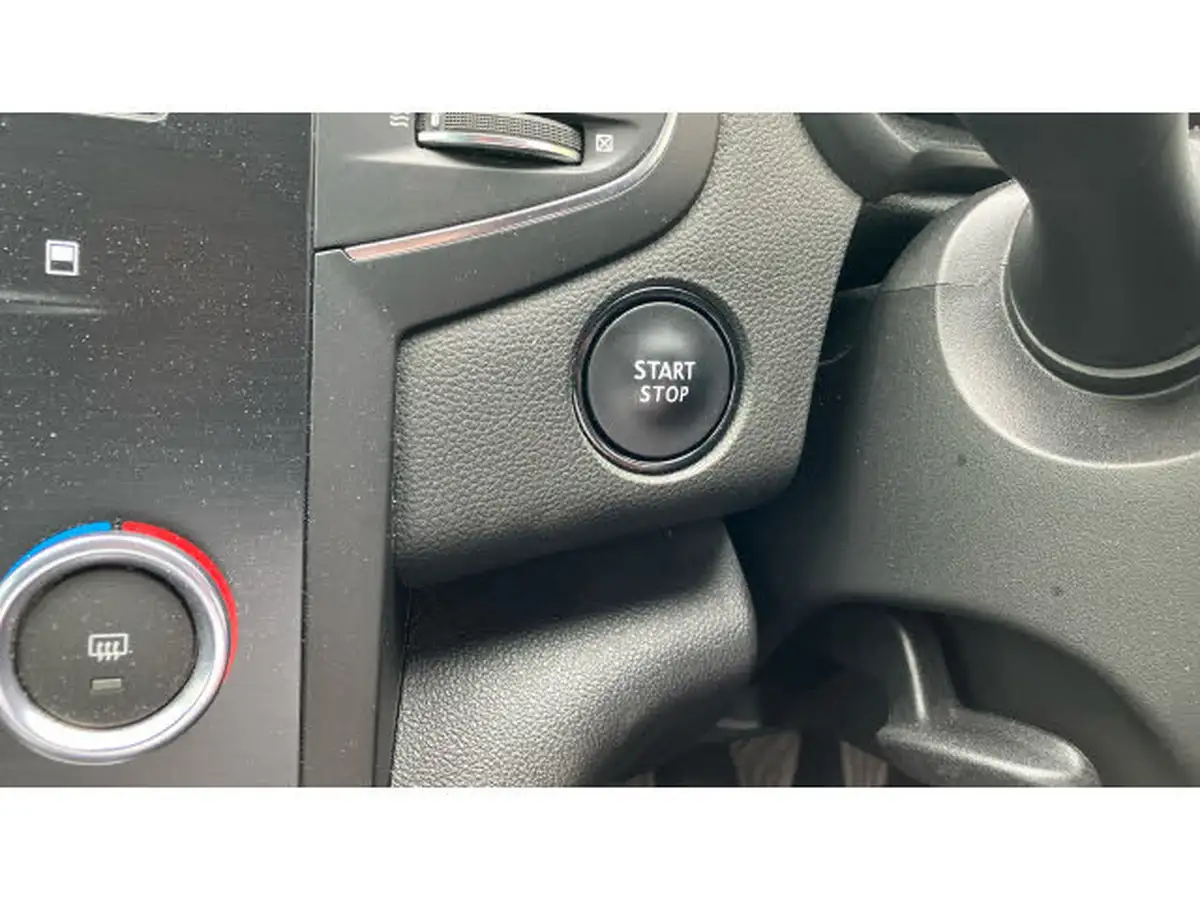 2020-renault-megane-13-tce-iconic-hatchback-big-29
