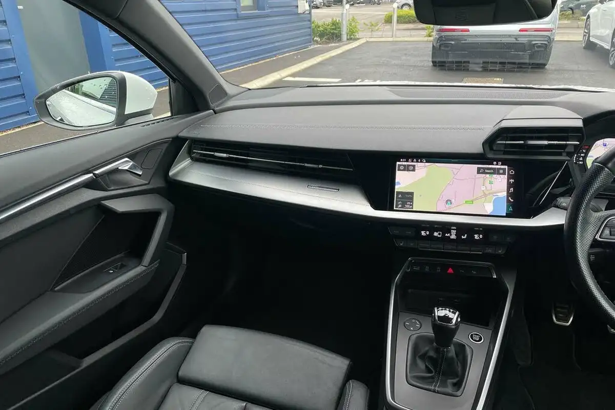 2021-audi-a3-15-35-tfsi-s-line-sportback-5d-big-35