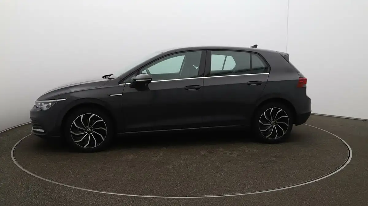 2022-volkswagen-golf-15-tsi-style-150ps-hatchback-big-4