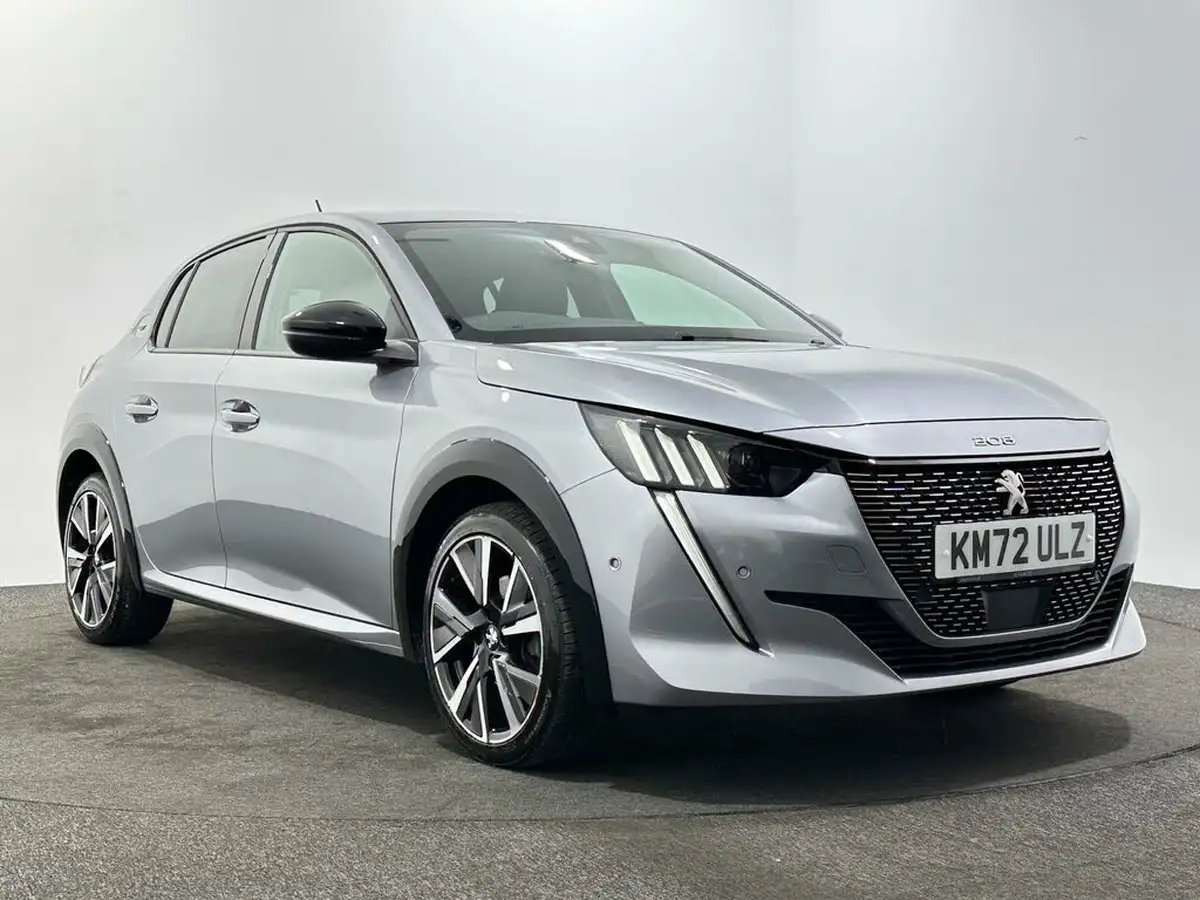 2022-peugeot-208-12-puretech-gt-100ps-big-49