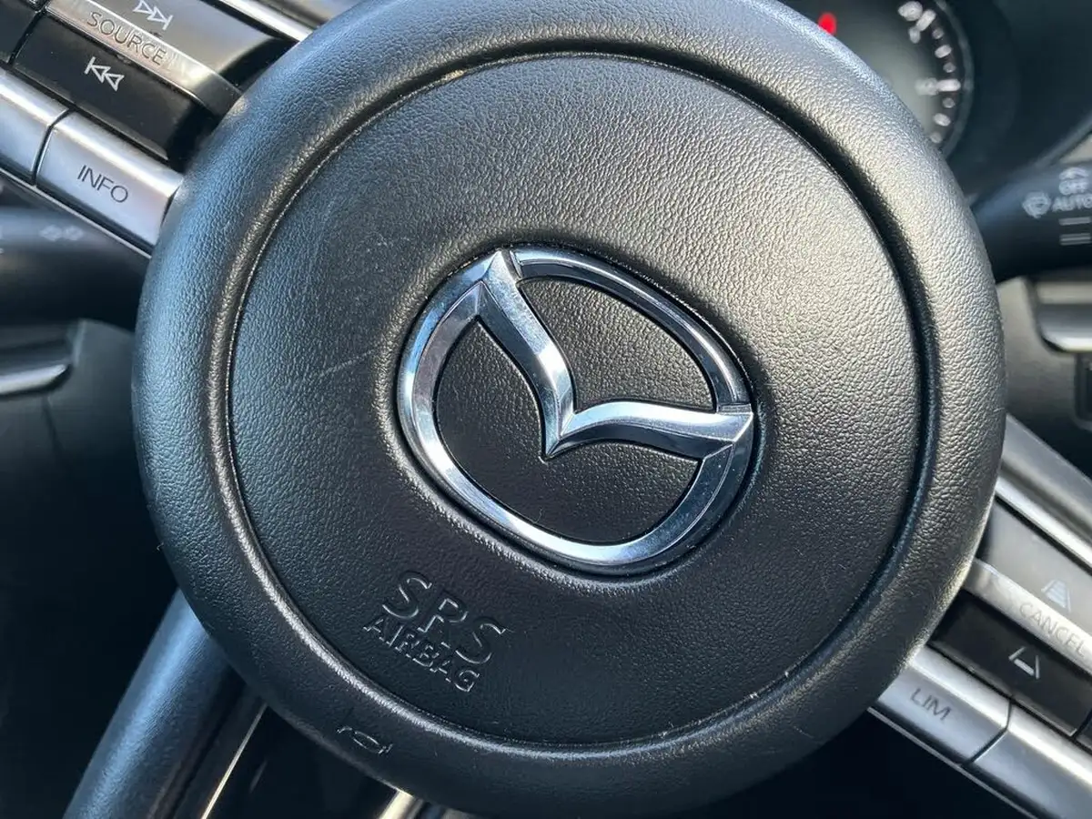 2022-mazda-mazda3-20-se-l-big-24