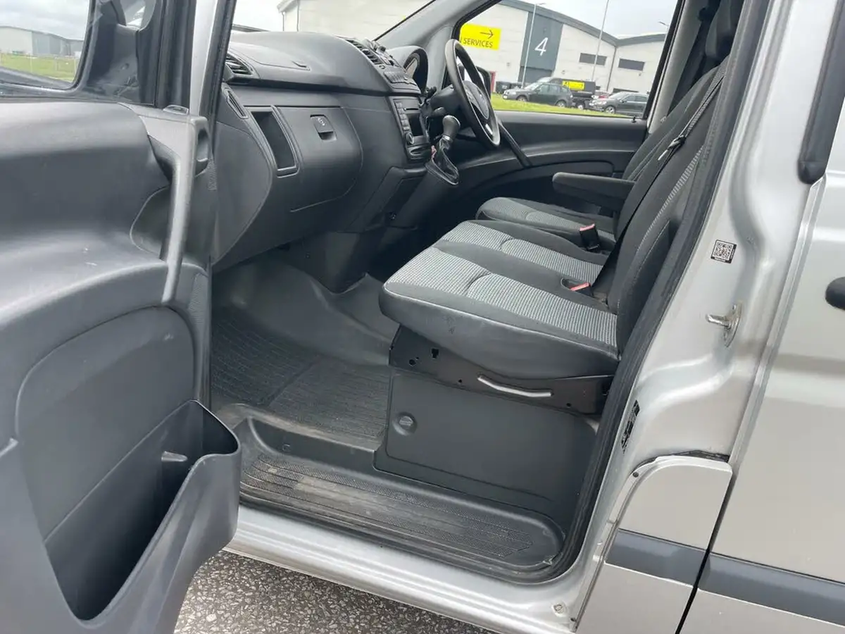 2014-mercedes-benz-vito-21td-113cdi-21cdi-panel-compact-big-24